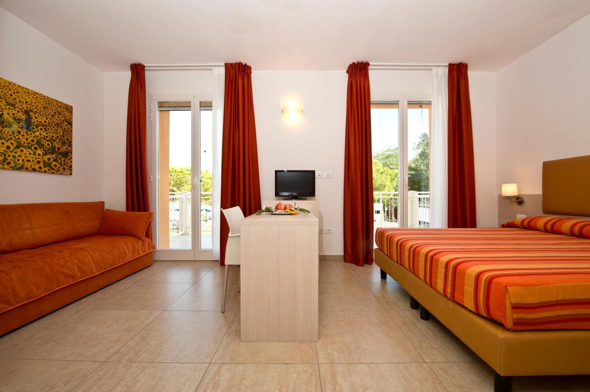 Club Village & Hotel Spiaggia Romea Lido di Volano Exterior photo